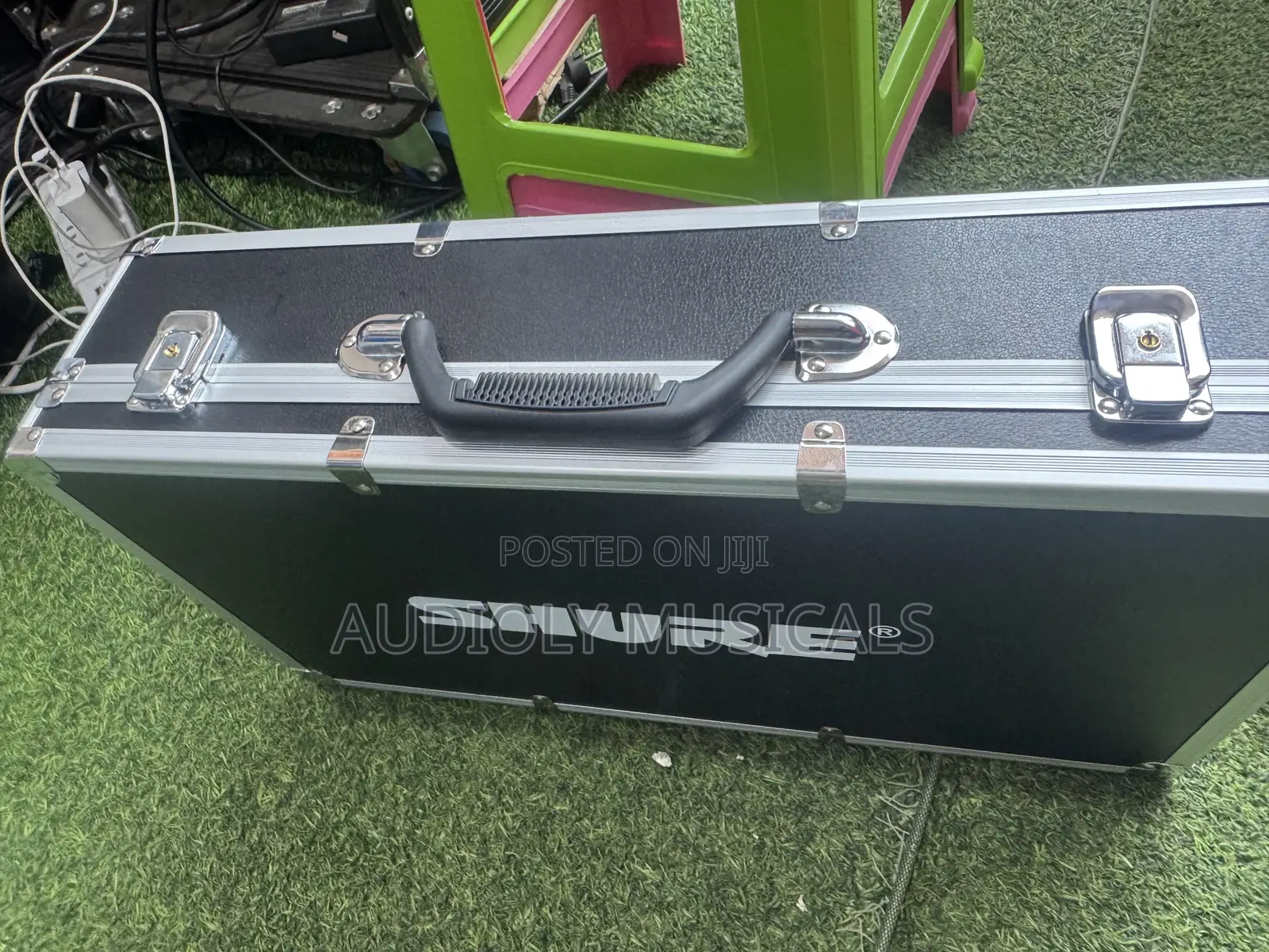 Microphone With Case- Shure Mx4100 (4in1)