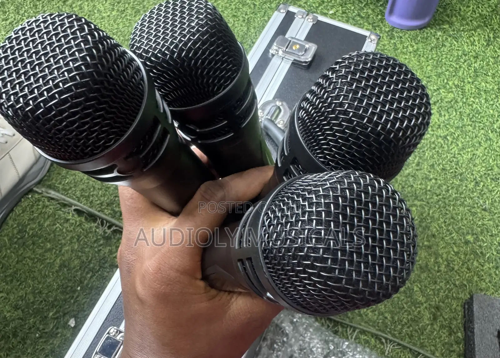 Microphone With Case- Shure Mx4100 (4in1)