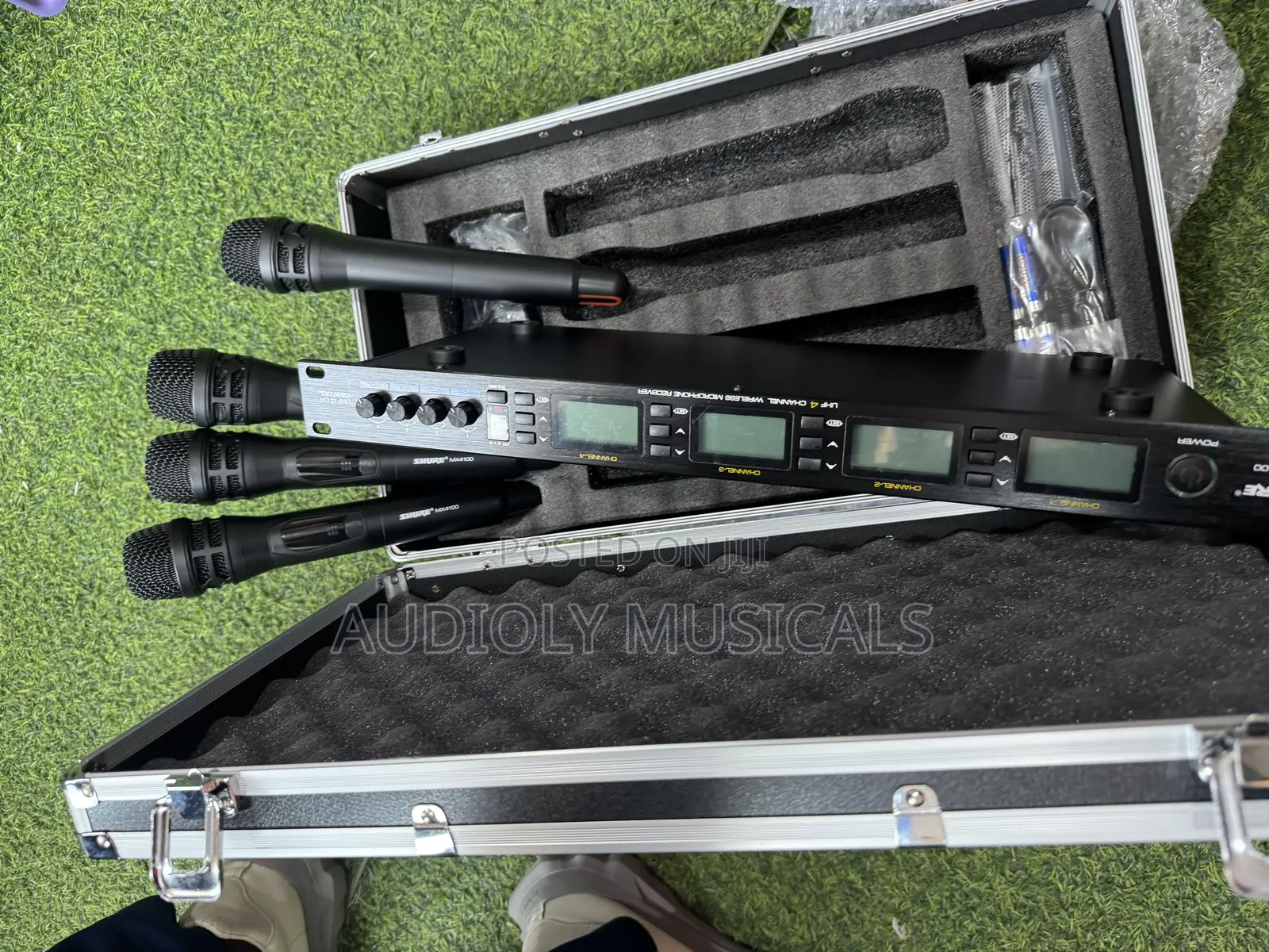 Microphone With Case- Shure Mx4100 (4in1)