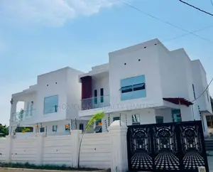 4bdrm Duplex in Botwe Star-Bite for sale
