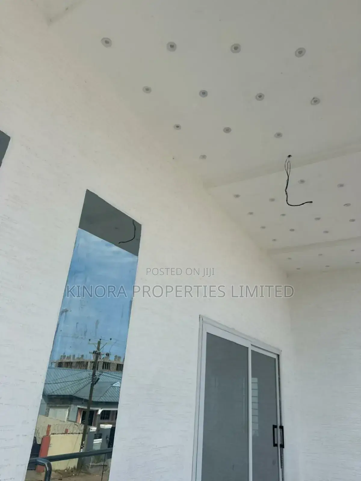4bdrm Duplex in Botwe Star-Bite for sale