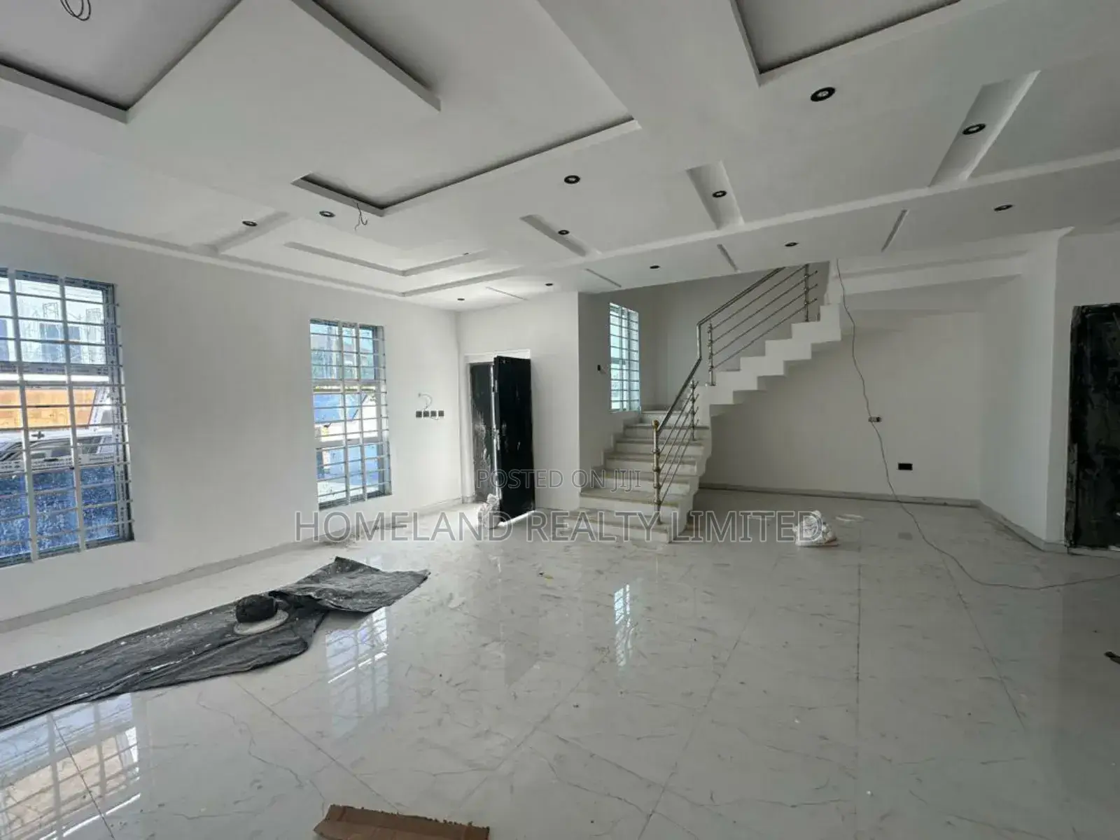 4bdrm Duplex in Botwe Star-Bite for sale