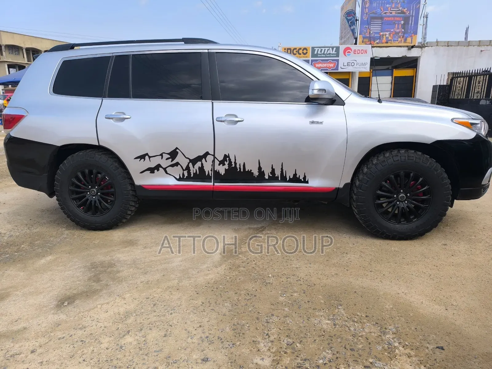 Toyota Highlander SE 2012 Silver