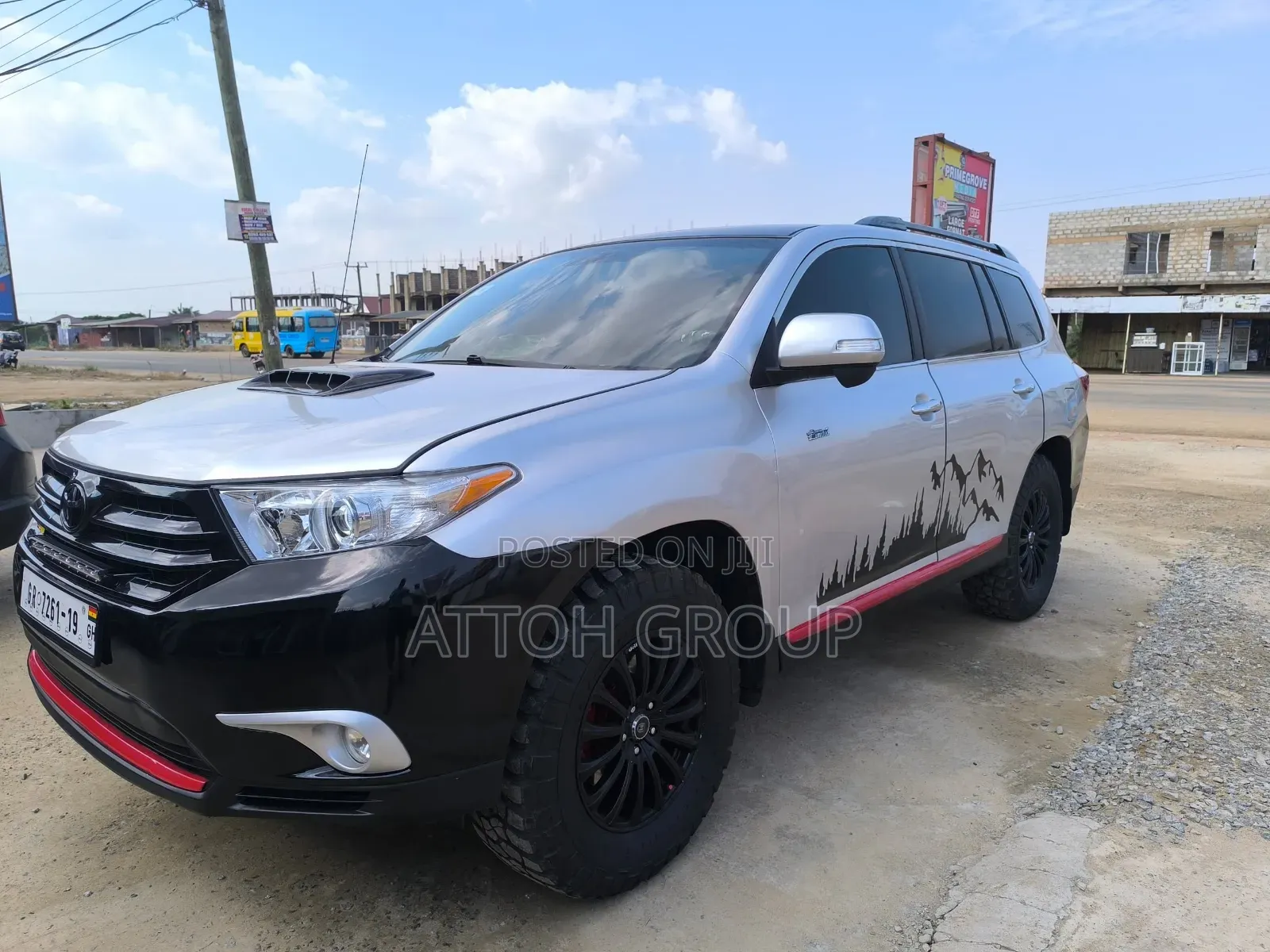 Toyota Highlander SE 2012 Silver