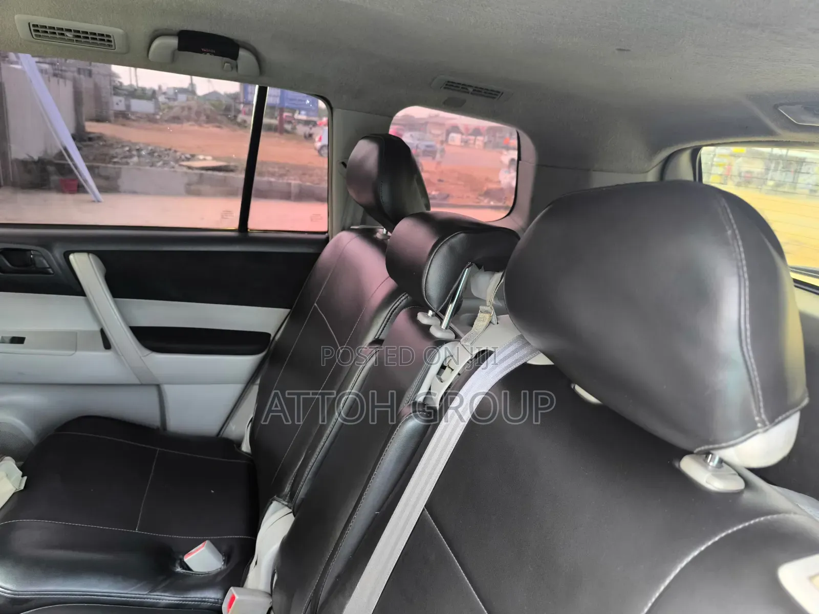 Toyota Highlander SE 2012 Silver