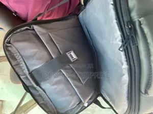Omaska 17 Inch Laptop Bag Can Be Use for Traveling