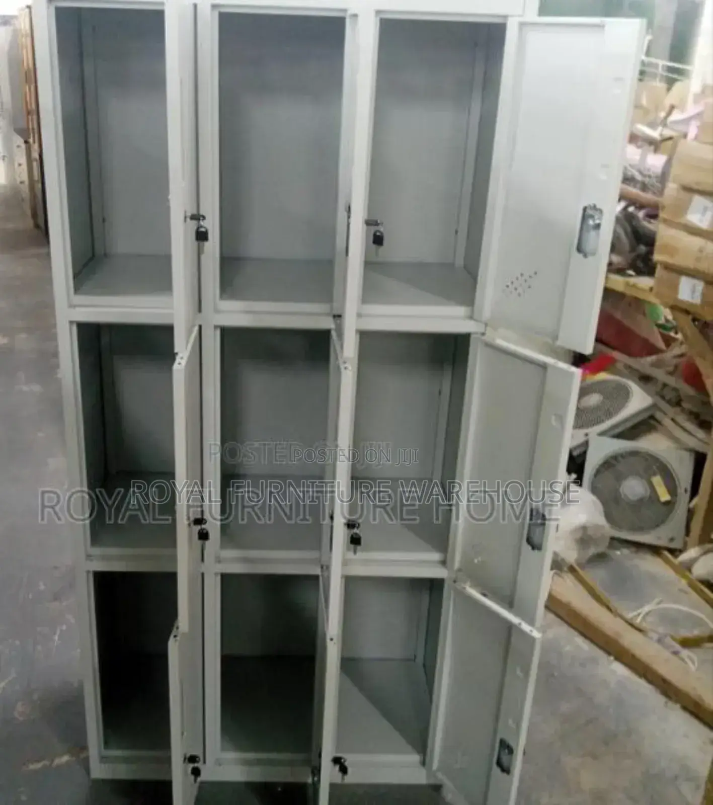 9 Lockers Metal Cabinet