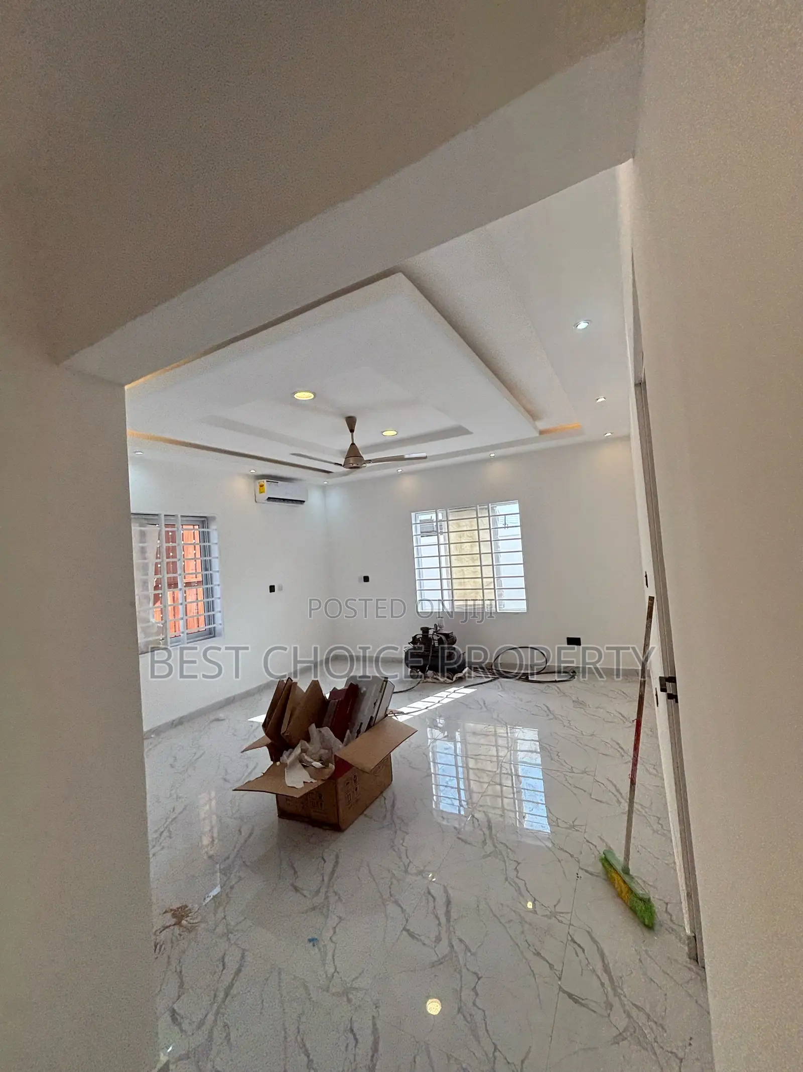 Executive Duplex Five Bedroom’S House for Sale