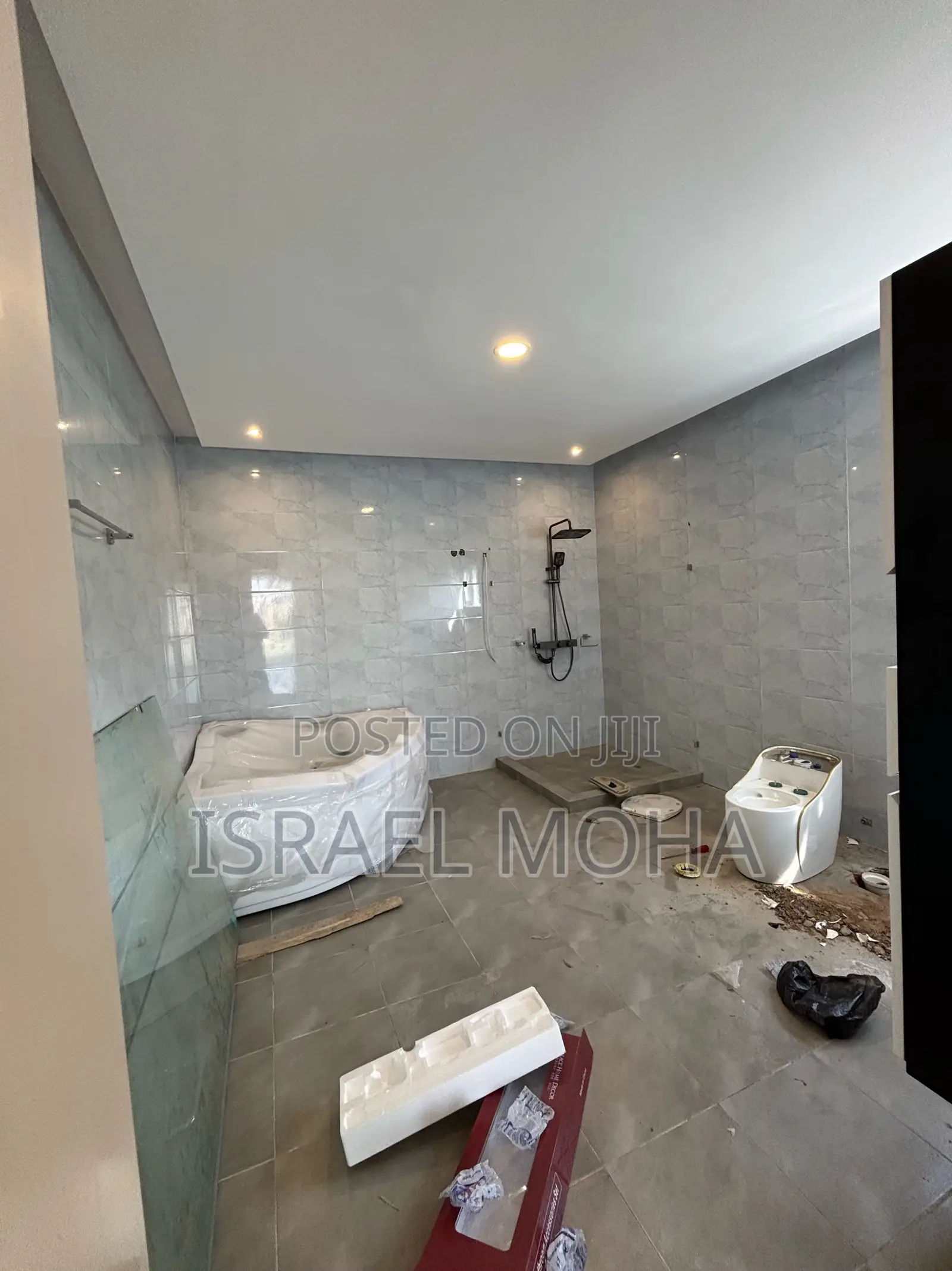 Executive Duplex Five Bedroom’S House for Sale