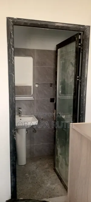 3bdrm Townhouse/Terrace in Dawhenya for sale