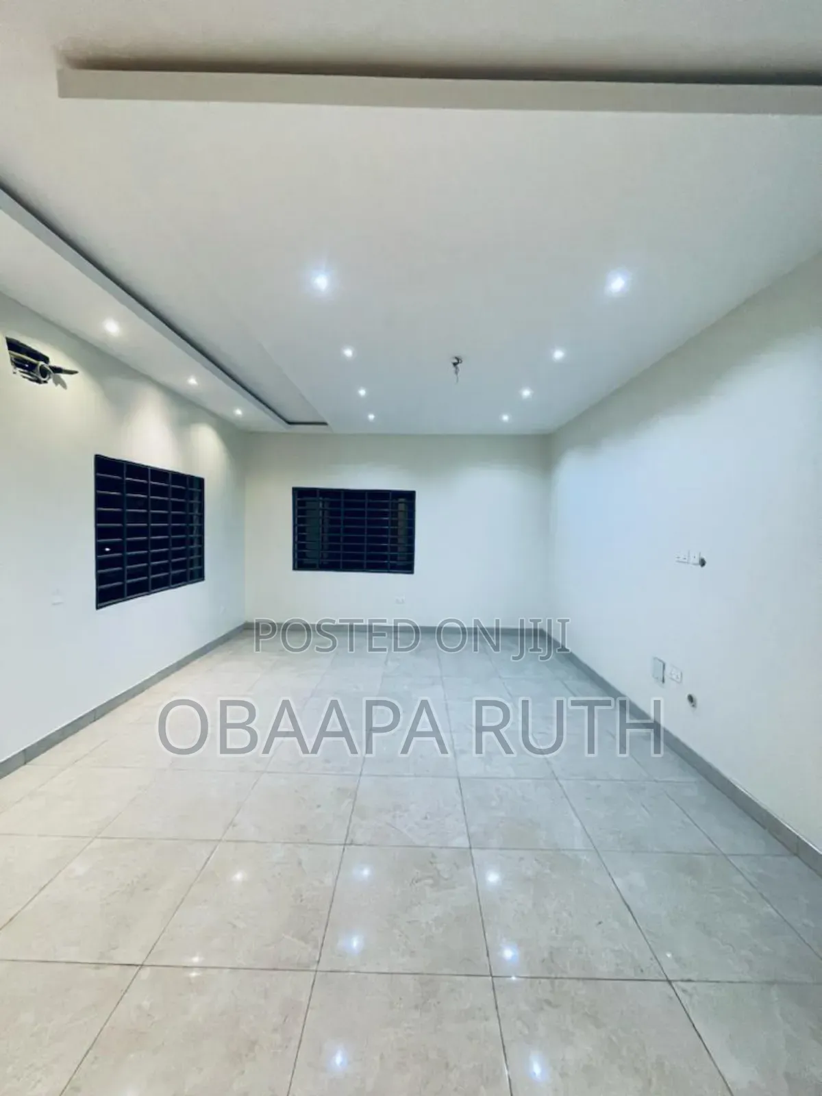 3bdrm Townhouse/Terrace in Dawhenya for sale