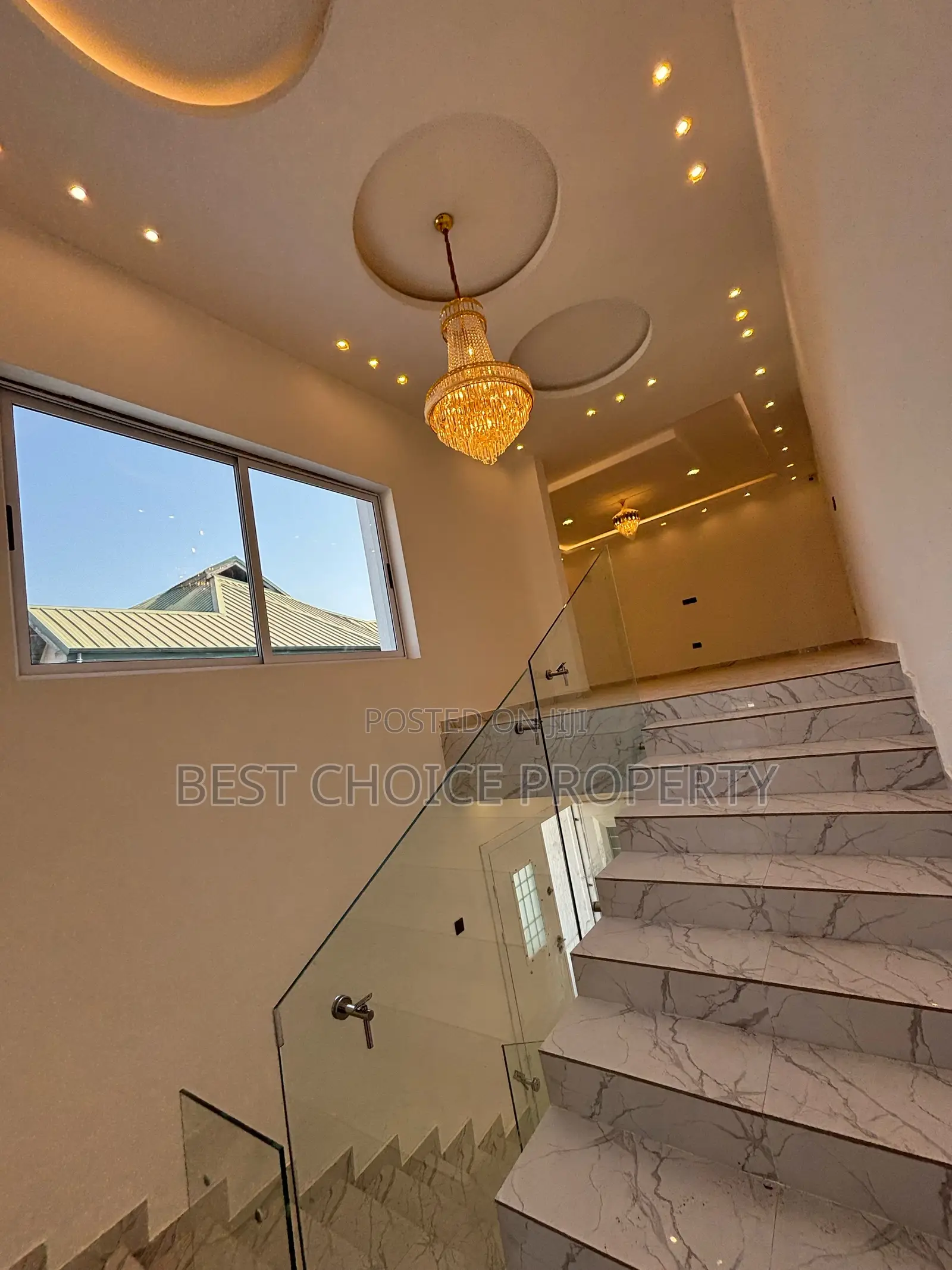 Executive Duplex Five Bedroom’S House for Sale