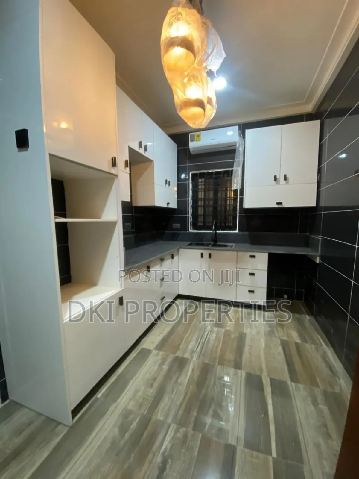 4bdrm House in Dki Properties, East Legon for sale