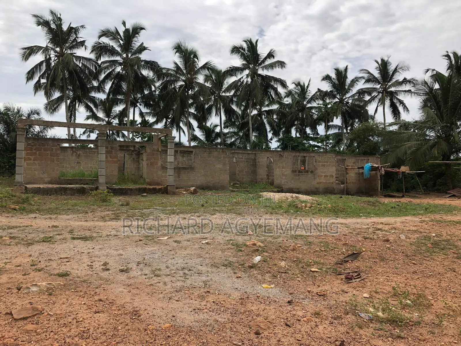 22 Bed Hotel Uncompleted