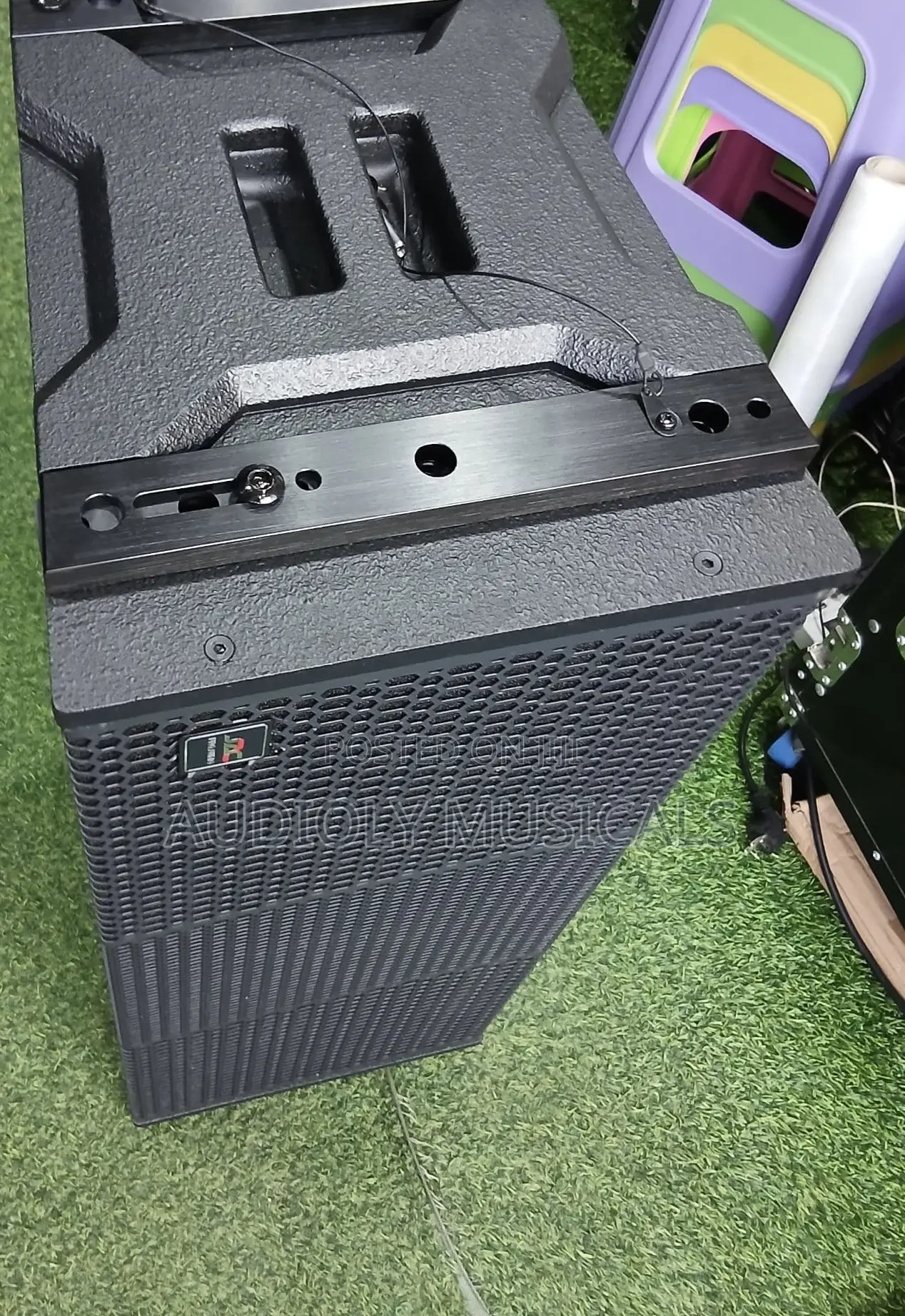 10 -Inches Line Arrays Speaker/ Jac