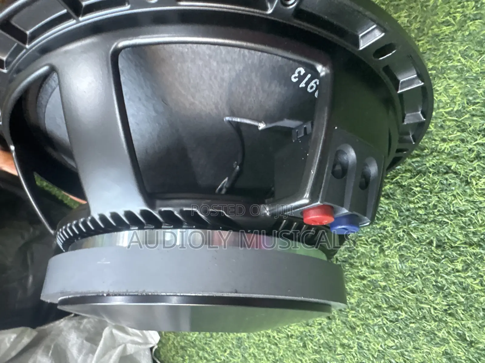 Single Magnet/ 12-Inches Speaker/Jac