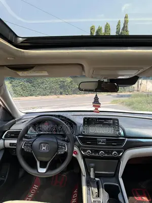 Honda Accord EX 2018 White
