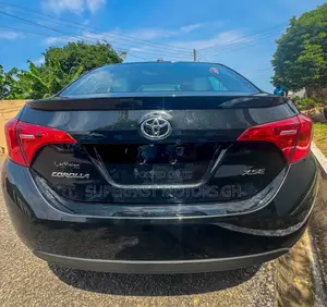 Toyota Corolla XSE (1.8L 4cyl 2A) 2018 Black