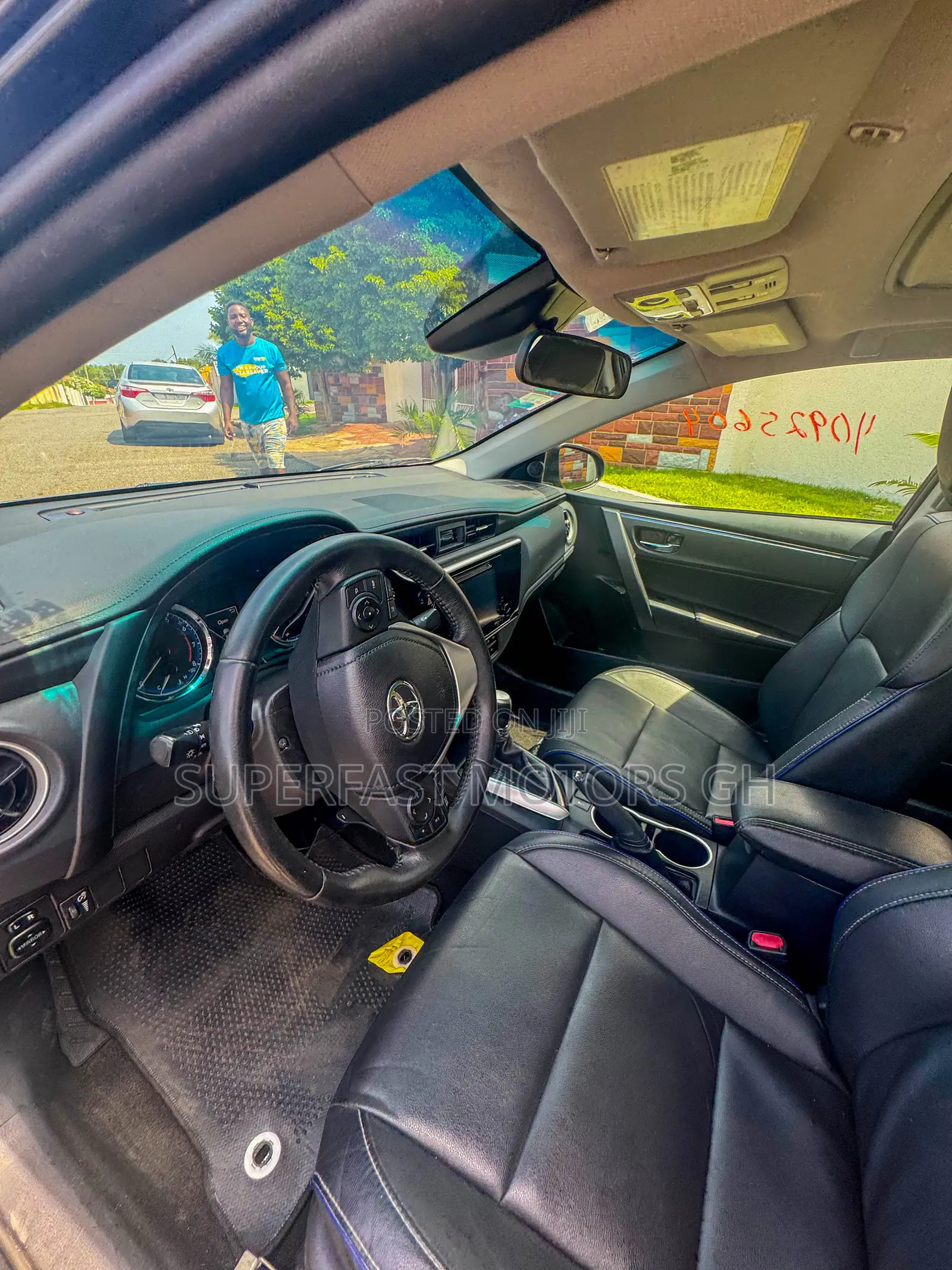 Toyota Corolla XSE (1.8L 4cyl 2A) 2018 Black