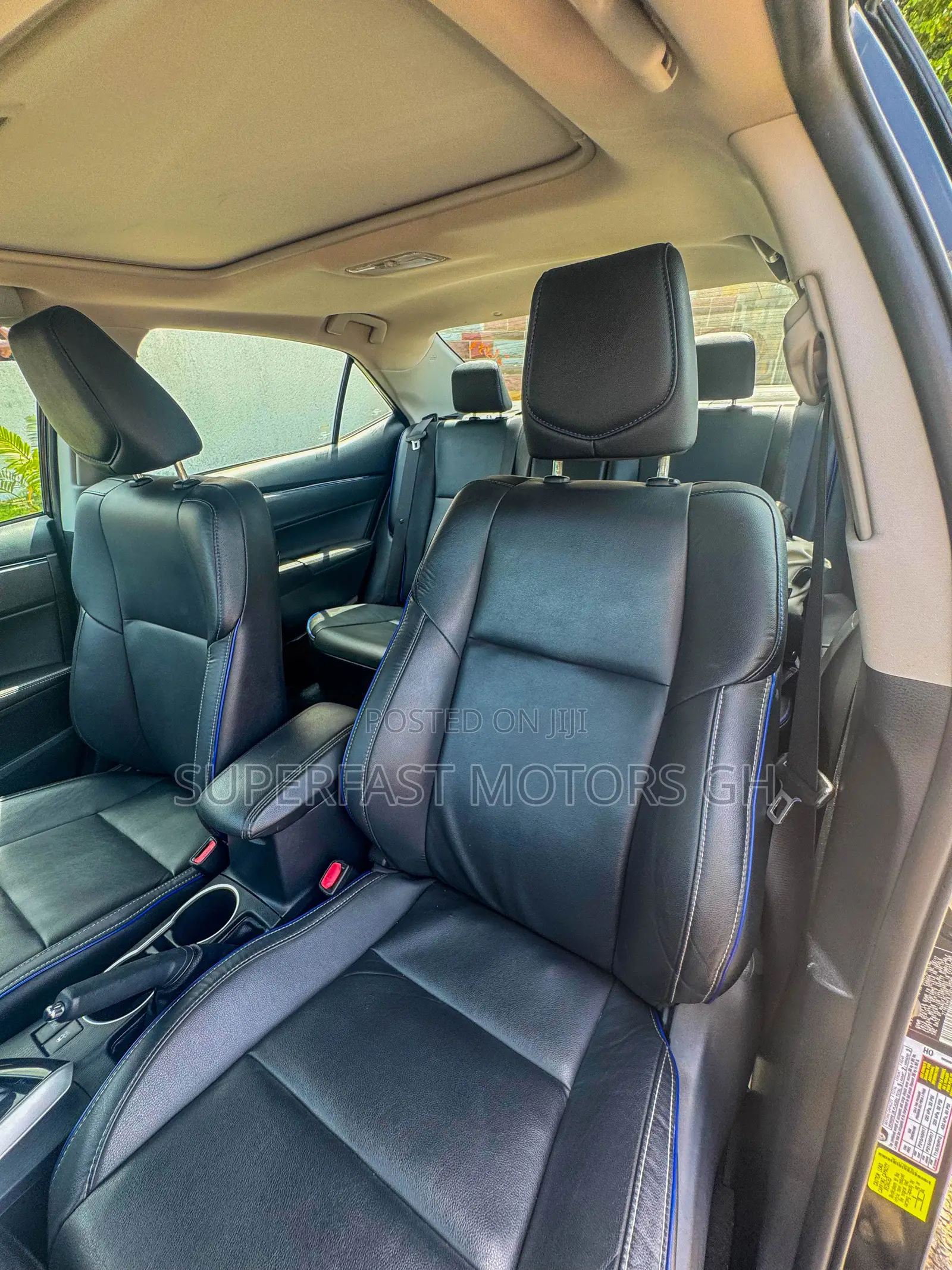Toyota Corolla XSE (1.8L 4cyl 2A) 2018 Black