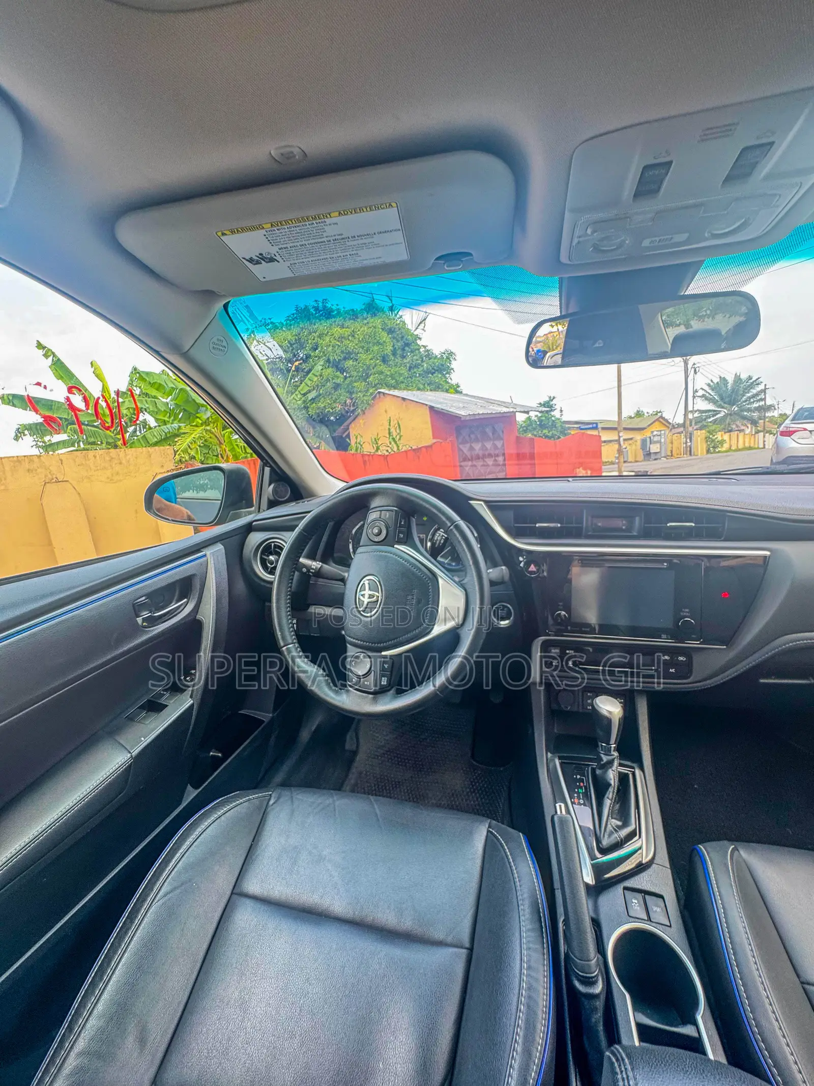 Toyota Corolla XSE (1.8L 4cyl 2A) 2018 Black