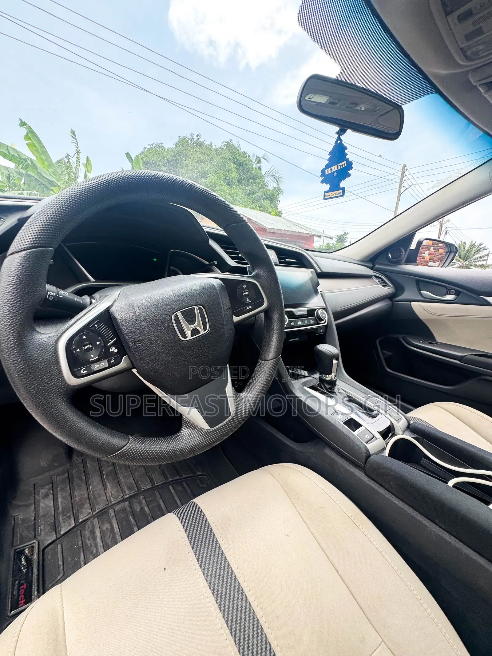 Honda Civic Touring 4dr Sedan (1.5L 4cyl) 2017 White