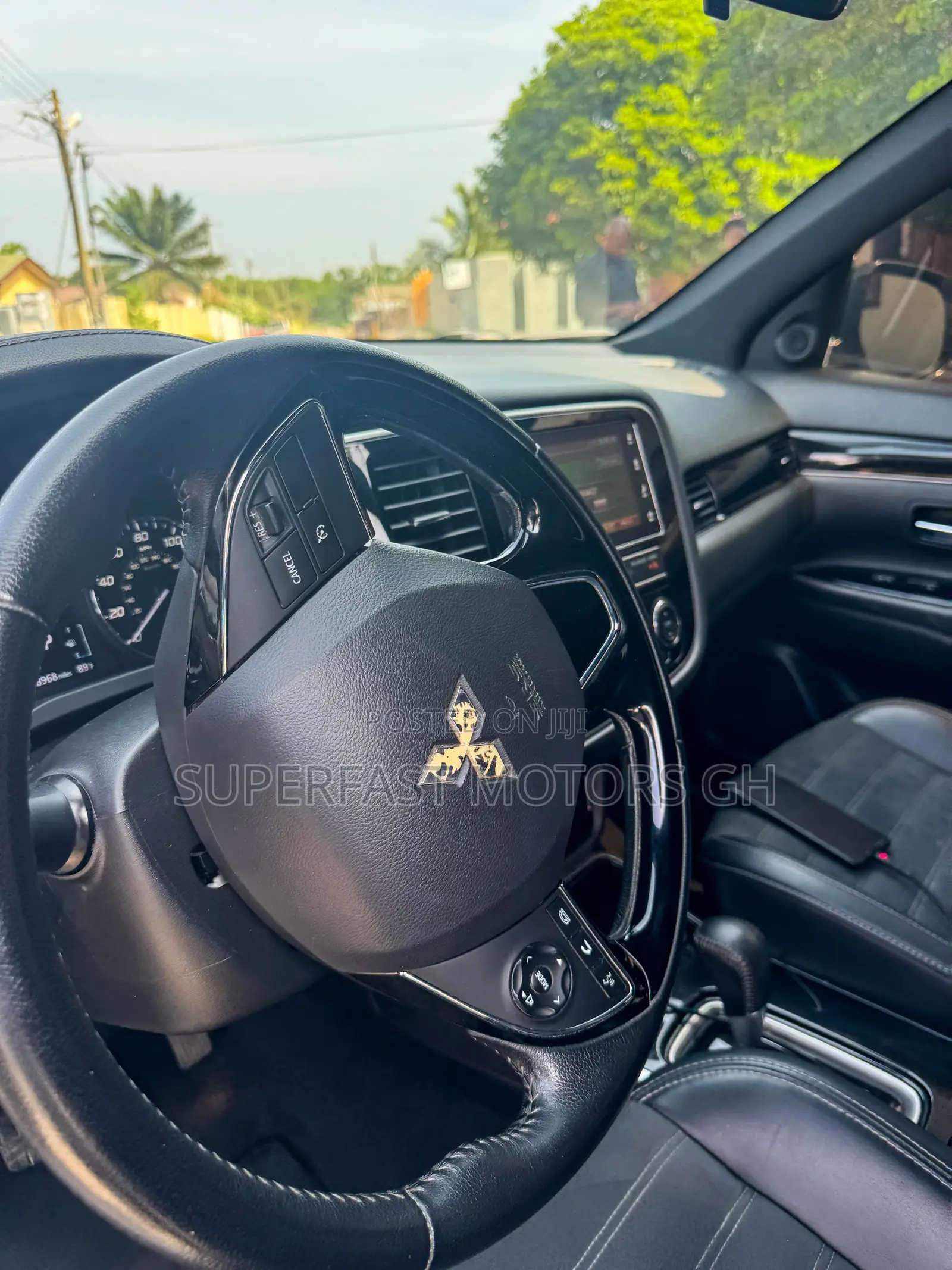 Mitsubishi Outlander 2019 Gray