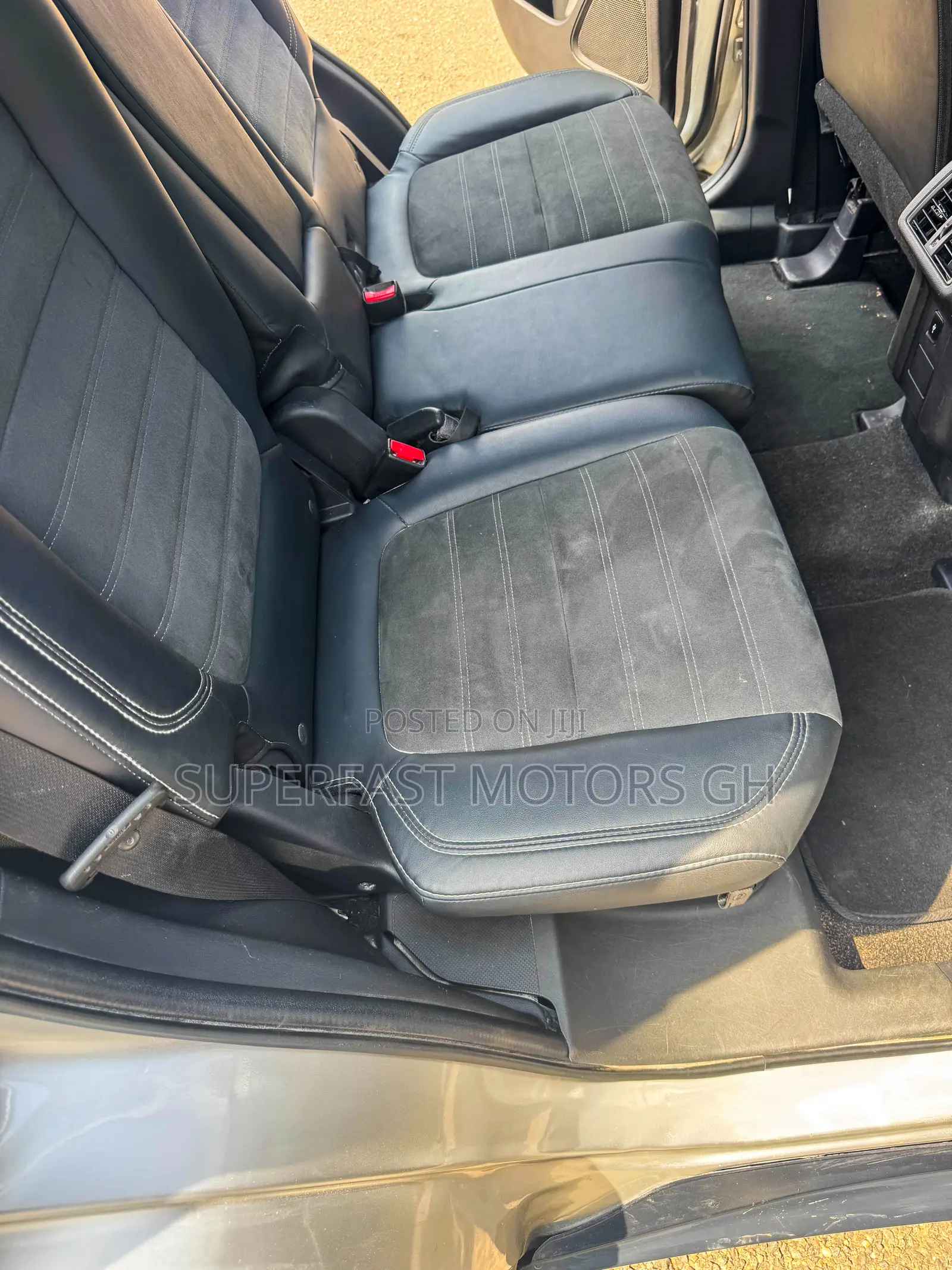 Mitsubishi Outlander 2019 Gray