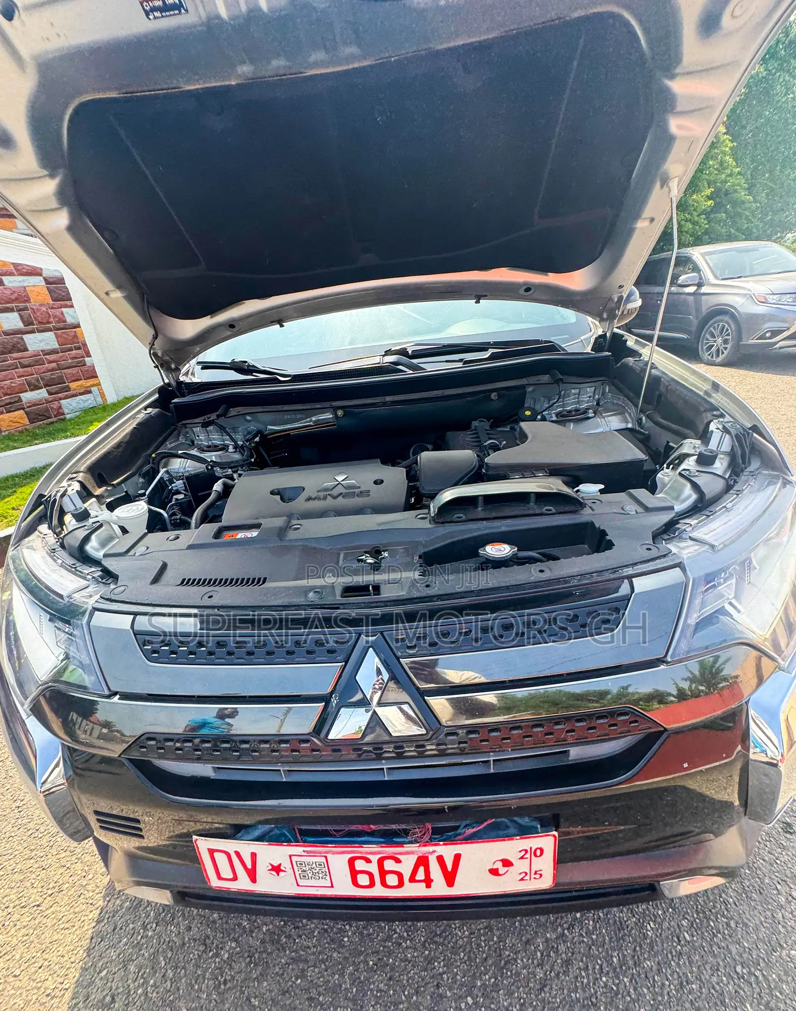 Mitsubishi Outlander 2019 Gray