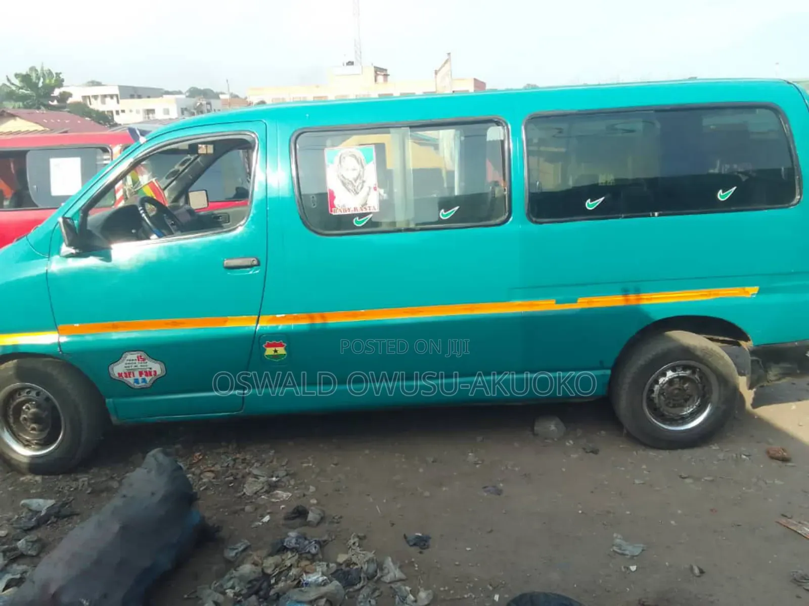 Toyota HiAce 2002 Green