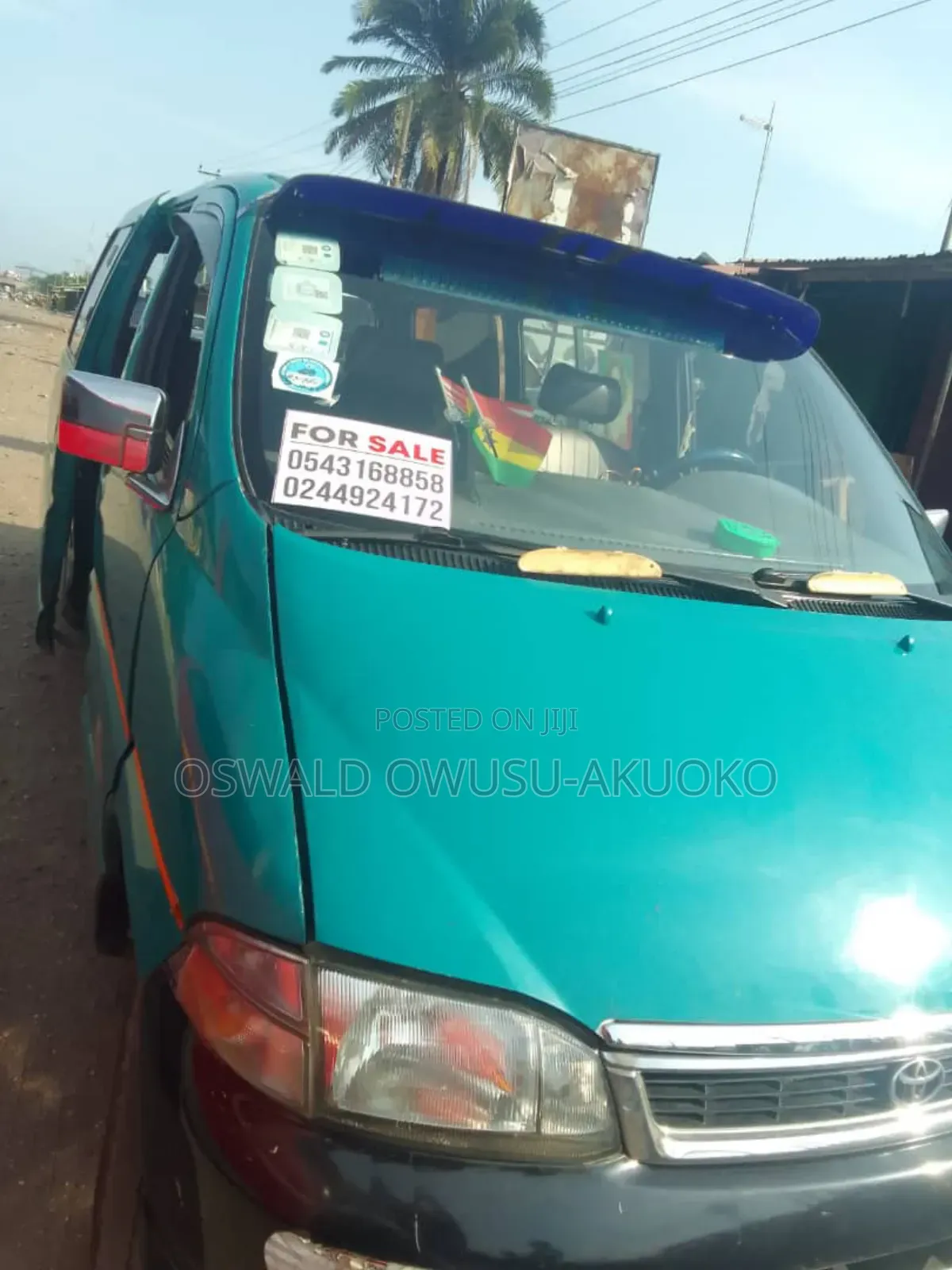 Toyota HiAce 2002 Green