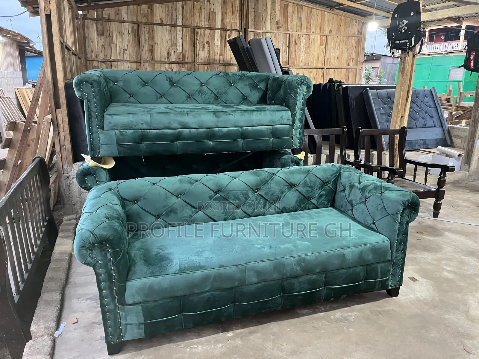 Available 3in1 Sofa Very Durable//  Luxurious And Durable
