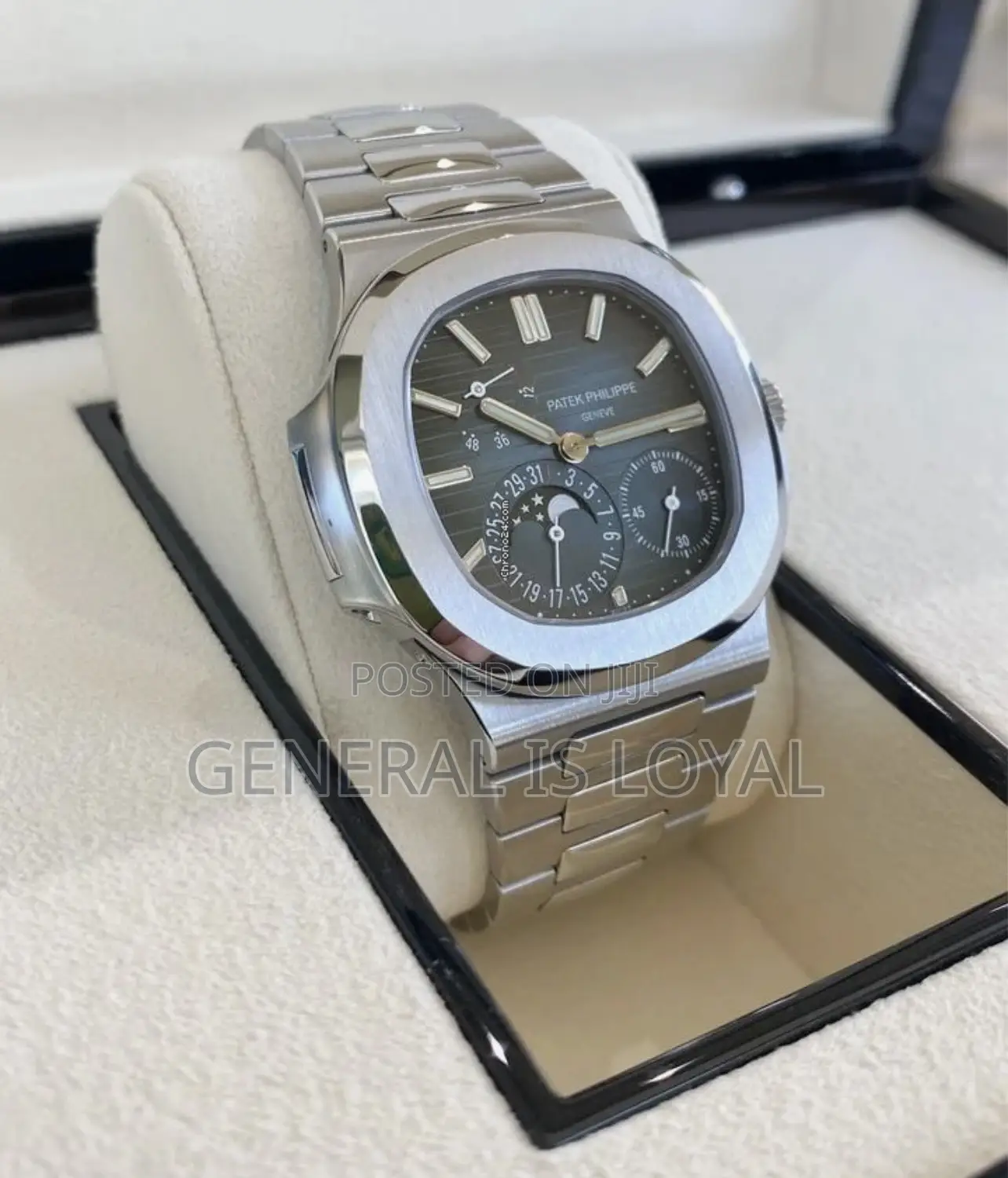 Patek Philippe Nautilus Blue Dial Moon Men Watch