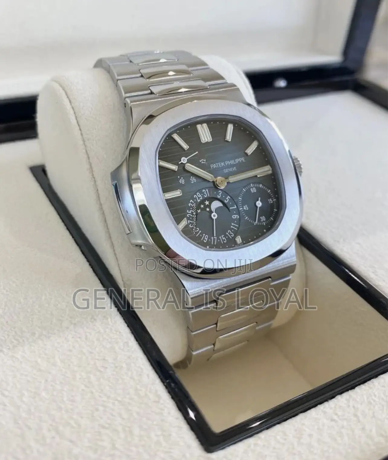 Patek Philippe Nautilus Blue Dial Moon Men Watch