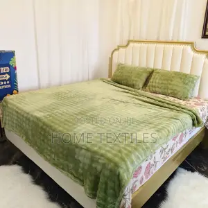 Fav Blanket With 2 Pillow Cases