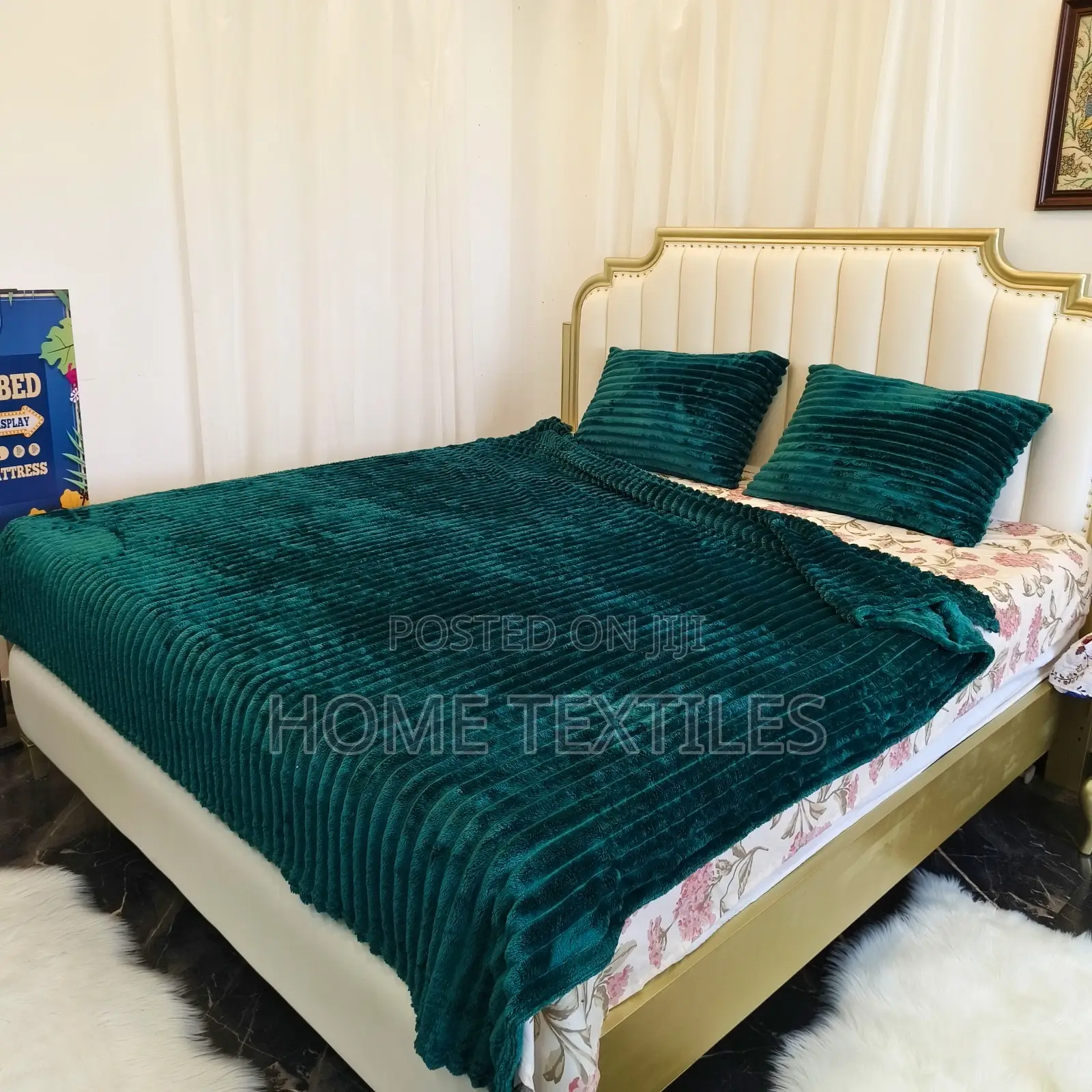 Dark Green Blanket With 2 Pillow Cases