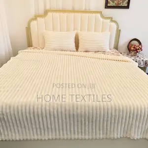 Photo - Brand New Off White Blanket With 2 Pillow Cases