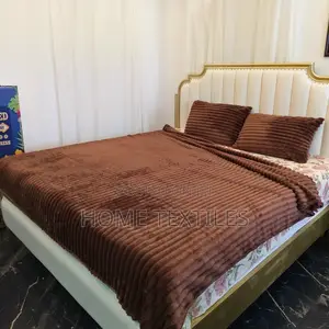 Coffee Brown Blanket With 2 Pillow Cases