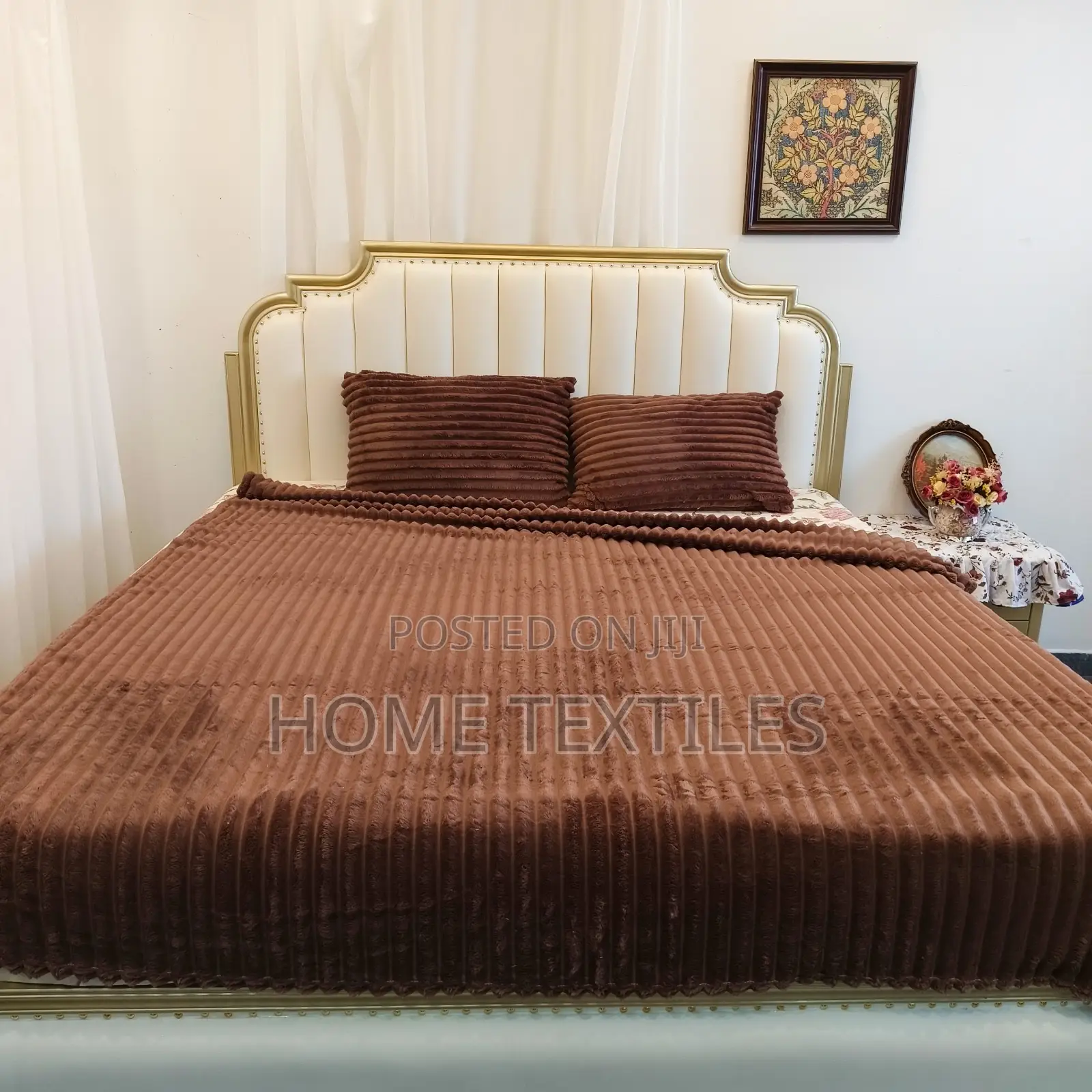 Dark Brown Blanket With 2 Pillow Cases