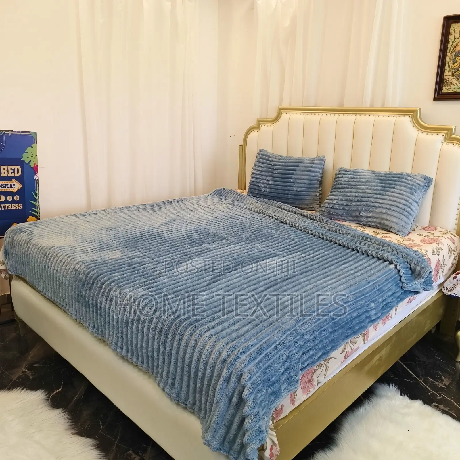 Sleep Friend Stripped Blanket With 2 Pillow Cases