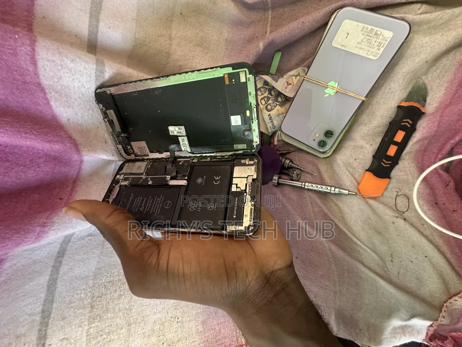 Phone Repair Screen Battery Board Samsung iPhone Replacement Sale