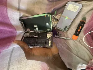 Phone Repair Screen Battery Board Samsung iPhone Replacement Sale