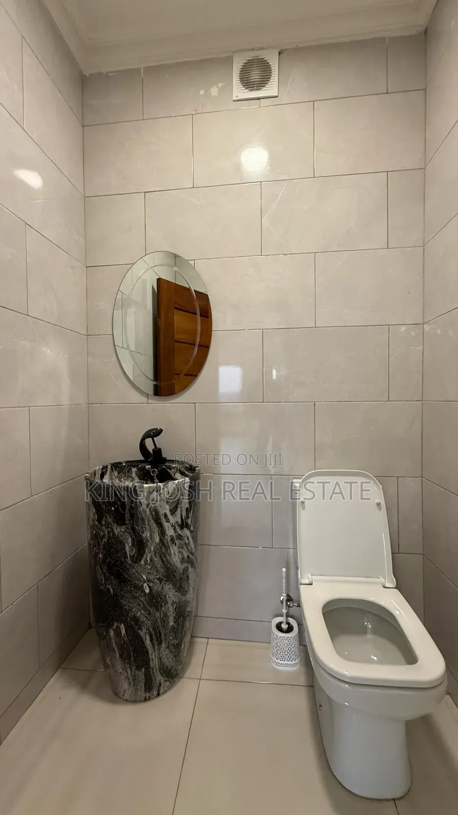 2bdrm Apartment in Manet, Palace Mall, Spintex for rent