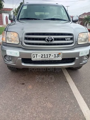 Photo - Toyota Sequoia SR5 4dr SUV 4WD (4.6L 8cyl 6A) 2010 Gray