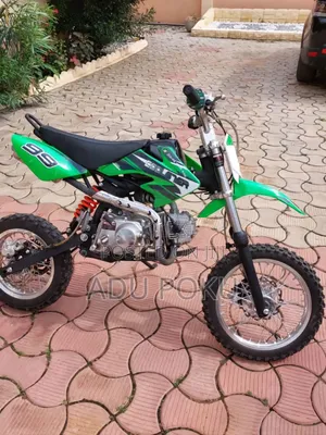 Photo - Motorcycle 2024 Green