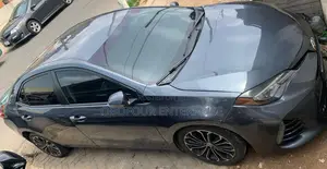 Photo - Toyota Corolla SE (1.8L 4cyl 2A) 2018 Gray