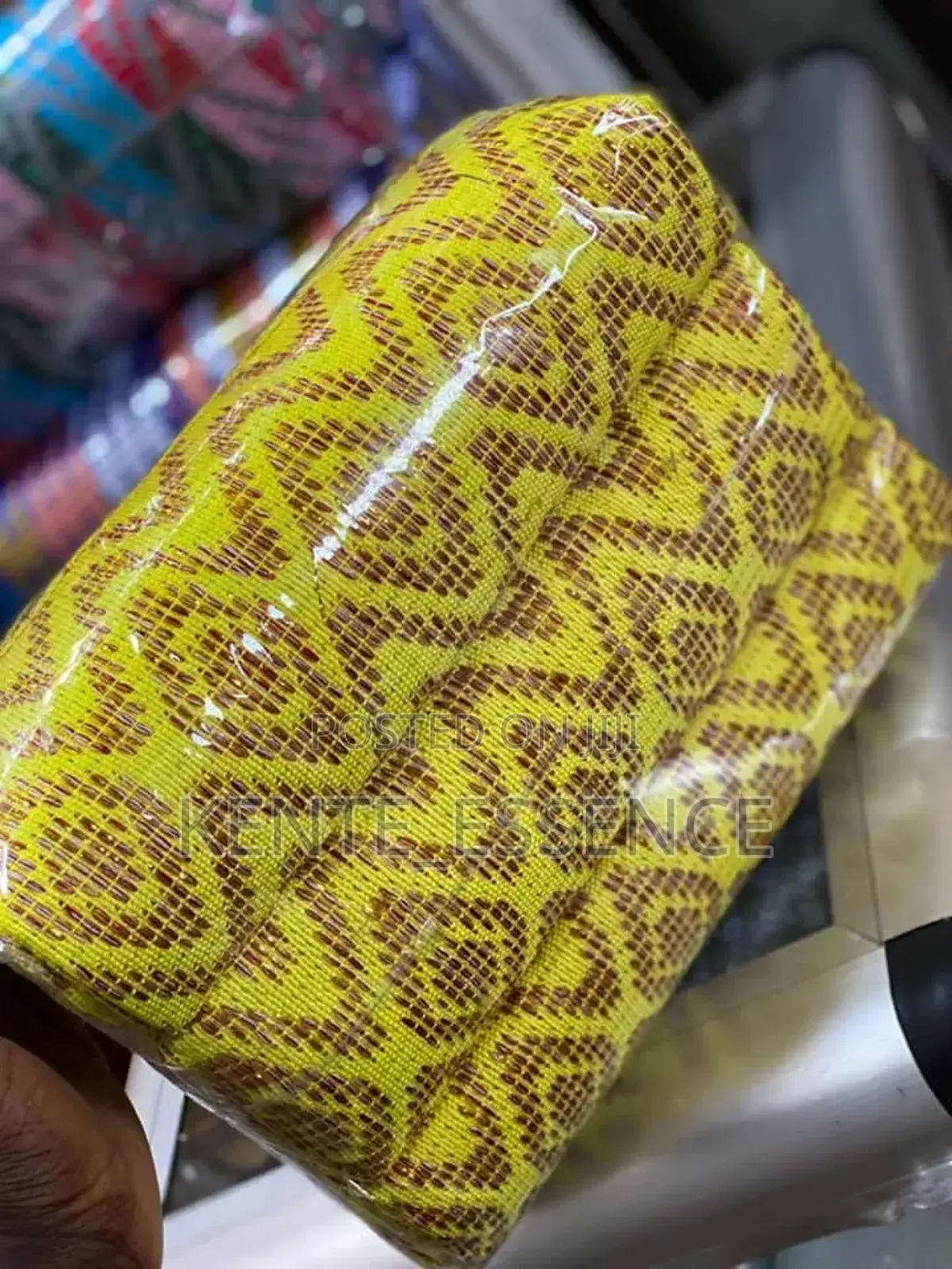 Kente 6 Yards for 700 Cedis