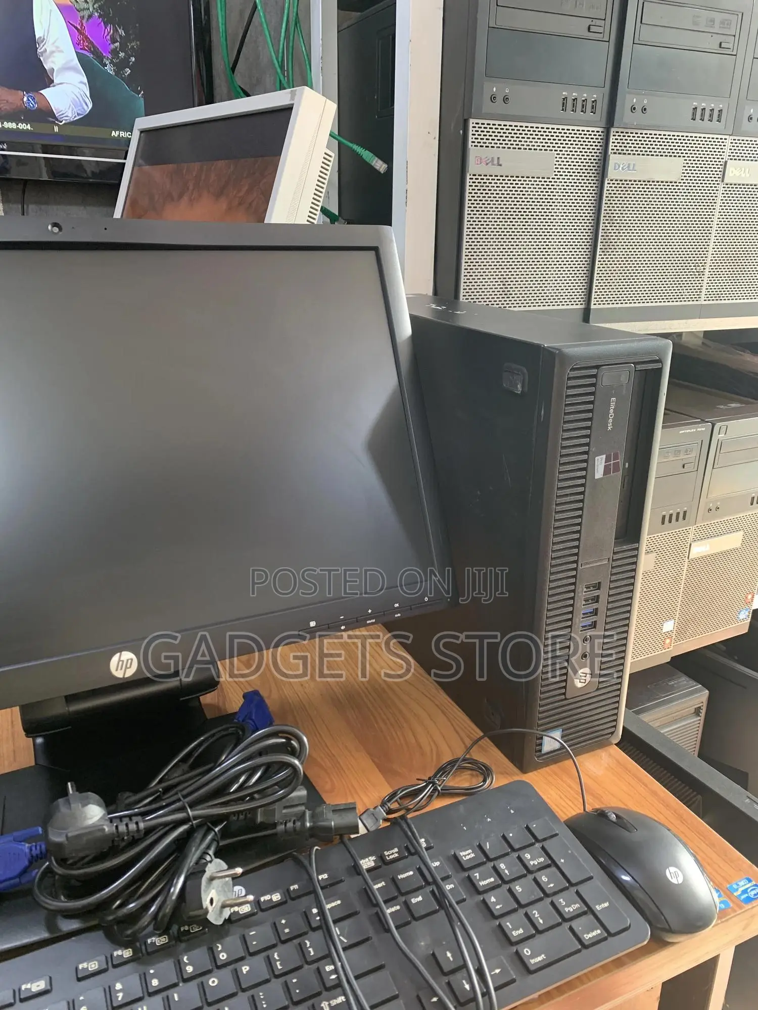 Desktop Computer HP ProDesk 400 8GB Intel Core I5 SSD 256GB
