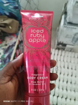 Iced Ruby Apple Luxurious Body Cream W/ Shea Butter