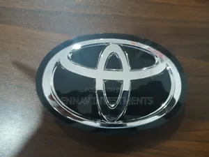 Toyota Glass Crown